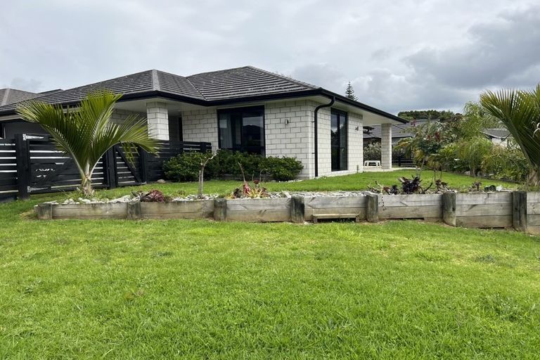 Photo of property in 4 Pinehurst Close, Te Kamo, Whangarei, 0112