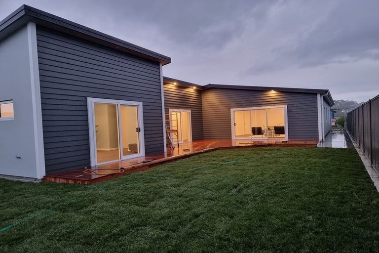 Photo of property in 16 Ruapehu Road, Poraiti, Napier, 4112
