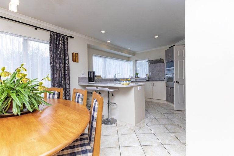 Photo of property in 65a Rimu Street, New Lynn, Auckland, 0600