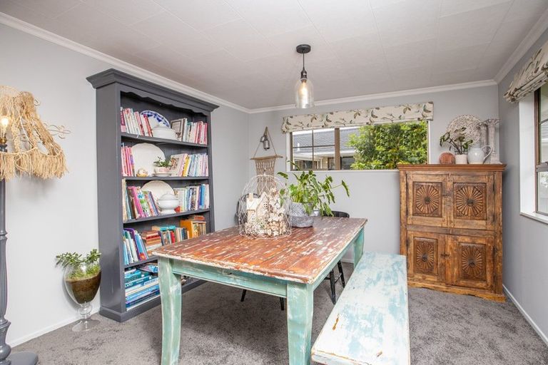 Photo of property in 2 Kereru Place, Masterton, 5810