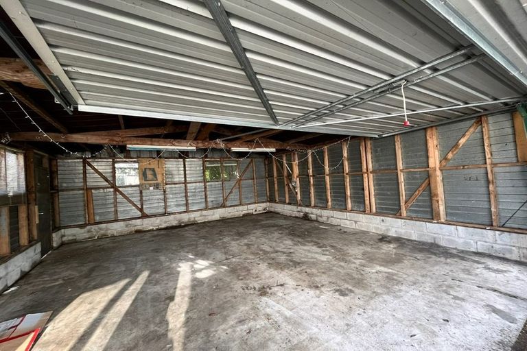 Photo of property in 1/12 Avis Avenue, Papatoetoe, Auckland, 2025