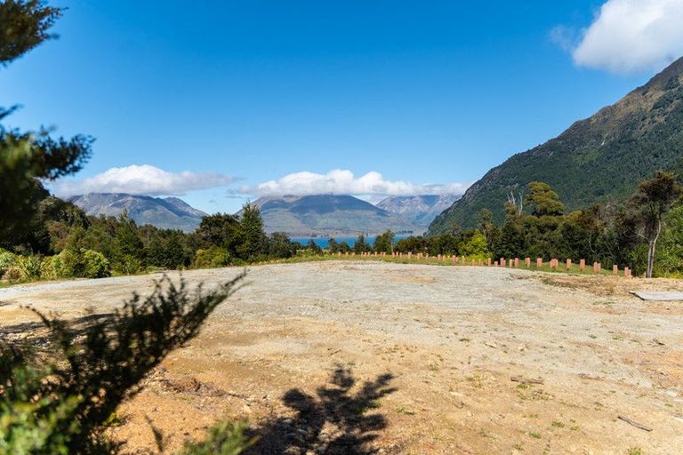 Photo of property in 19 Peregrine Falcon Road, Mount Creighton, Queenstown, 9371