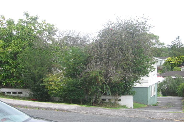 Photo of property in 1/18 Peach Road, Glenfield, Auckland, 0629