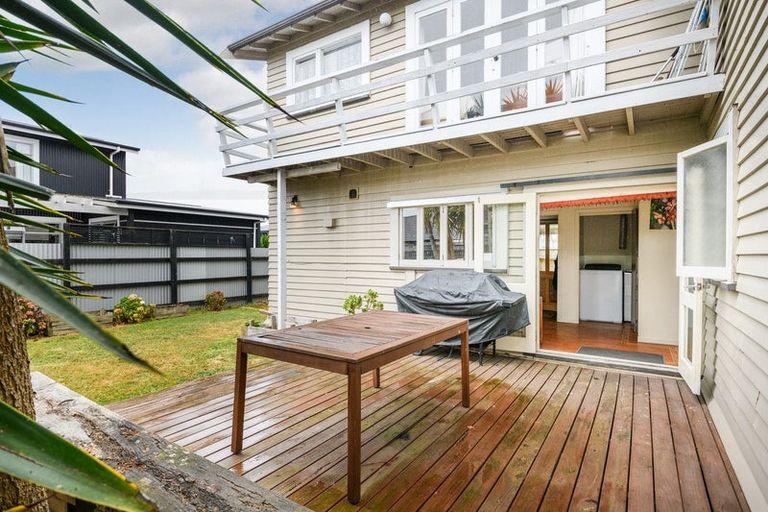 Photo of property in 125 Heretaunga Street, Palmerston North, 4414