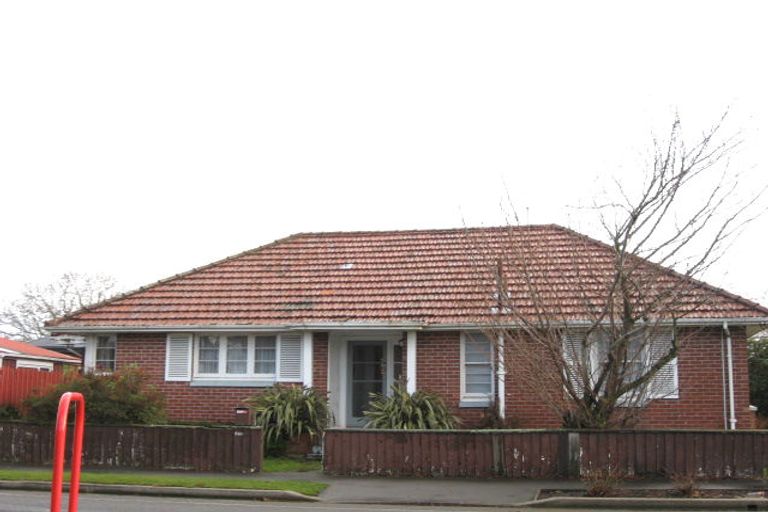 Photo of property in 235 Innes Road, St Albans, Christchurch, 8052
