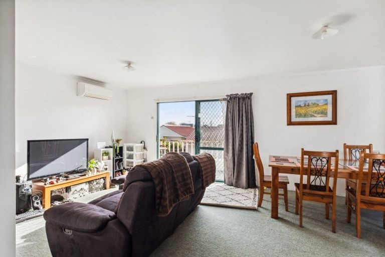 Photo of property in 42 Cobden Street, Gisborne, 4010