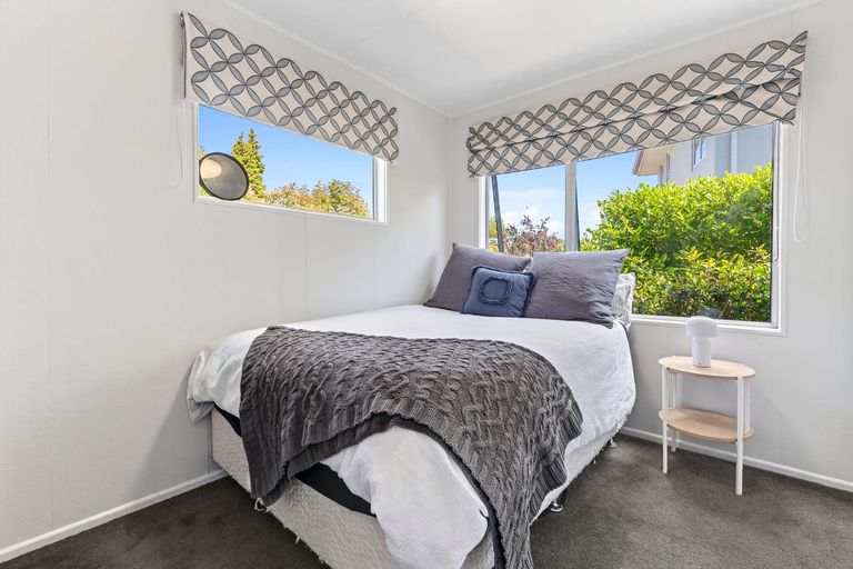 Photo of property in 32a Hunter Crescent, Wanaka, 9305