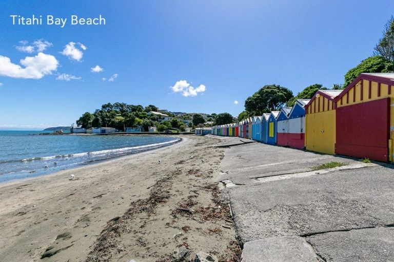 Photo of property in 8 Herewini Street, Titahi Bay, Porirua, 5022