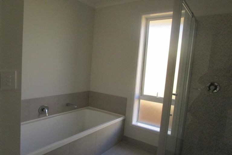 Photo of property in 13 Olivia Road, Pukekohe, 2120