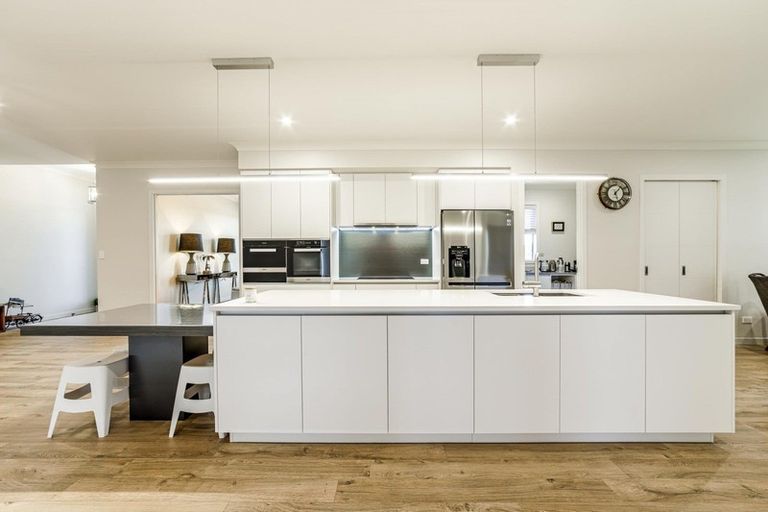 Photo of property in 9 Pukeko Grove, Cambridge, 3434