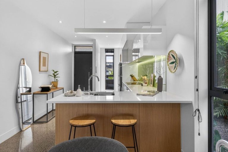 Photo of property in 20 Hastings Street, Hobsonville, Auckland, 0616