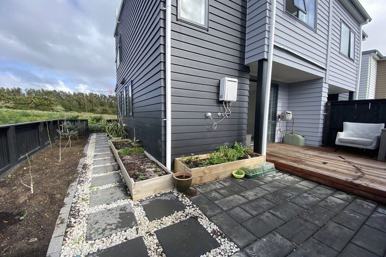 Photo of property in 154 Squadron Drive, Hobsonville, Auckland, 0616