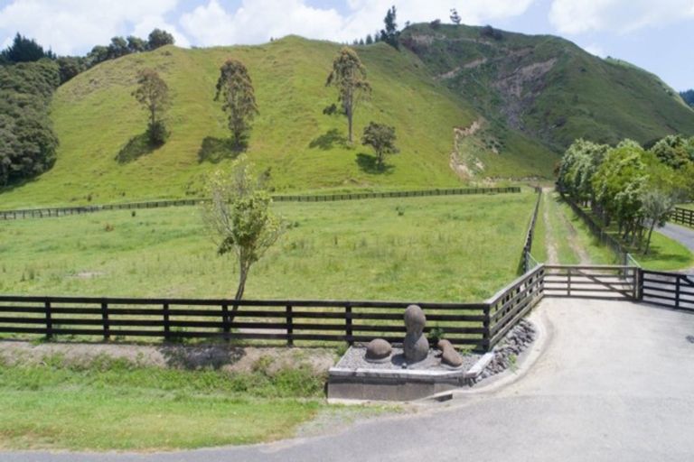 Photo of property in 1035 State Highway 4, Parikino, Whanganui, 4573