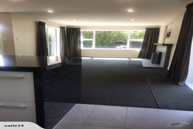 Photo of property in 8 Doyle Place, Avondale, Christchurch, 8061