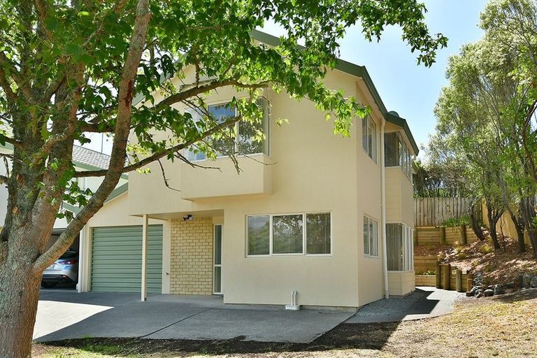 Photo of property in 1/8 Mably Court, Stanmore Bay, Whangaparaoa, 0932