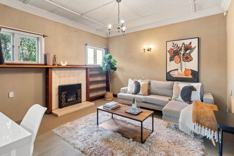 Photo of property in 169 Dixon Street, Masterton, 5810