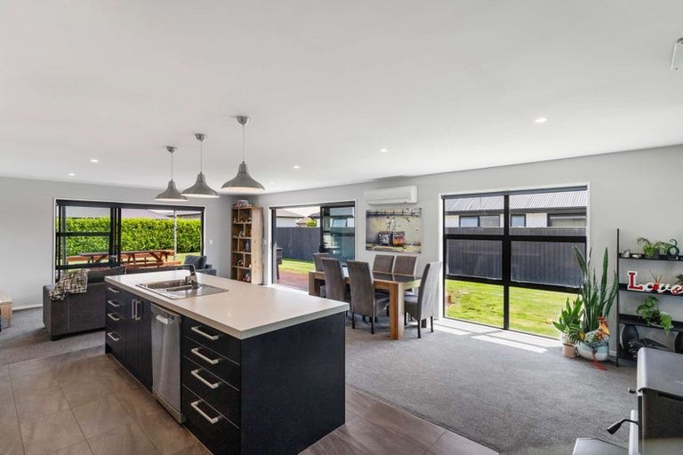 Photo of property in 33 Navy Loop, Rolleston, 7614