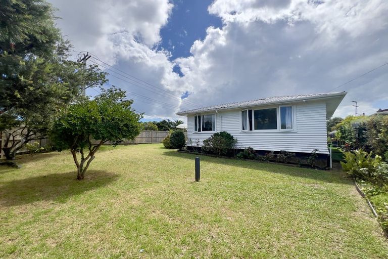Photo of property in 71 Pomaria Road, Henderson, Auckland, 0610