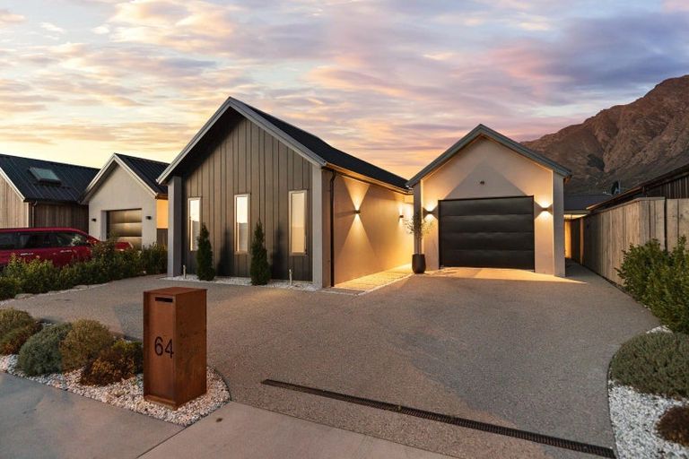 Photo of property in 64 Muster Road, Jacks Point, 9371