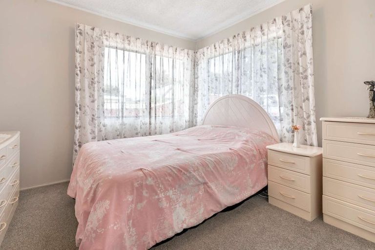 Photo of property in 8a Inverell Place, Mount Maunganui, 3116