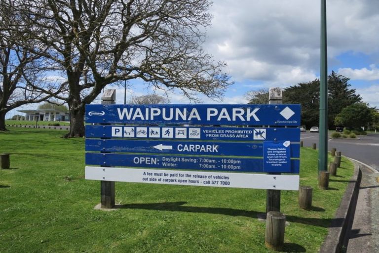 Photo of property in 60 Kaitemako Road, Welcome Bay, Tauranga, 3112