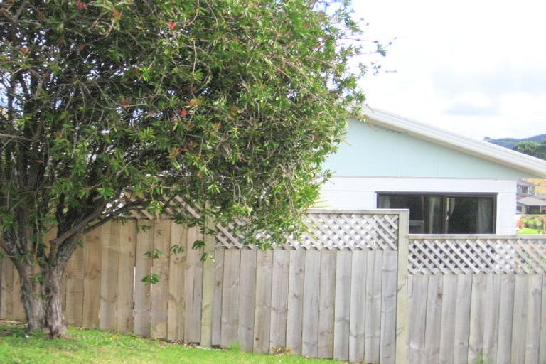 Photo of property in 9c Ngahere Views, Orewa, 0931