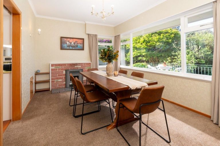 Photo of property in 72 Severn Street, Island Bay, Wellington, 6023
