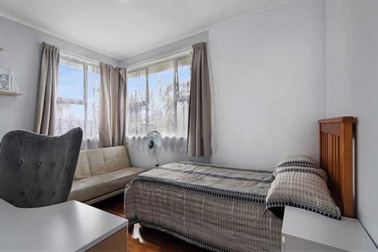 Photo of property in 48 Ferguson Street, Mangere East, Auckland, 2024