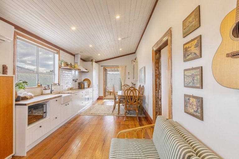 Photo of property in 1 Russell Street, Otane, 4202