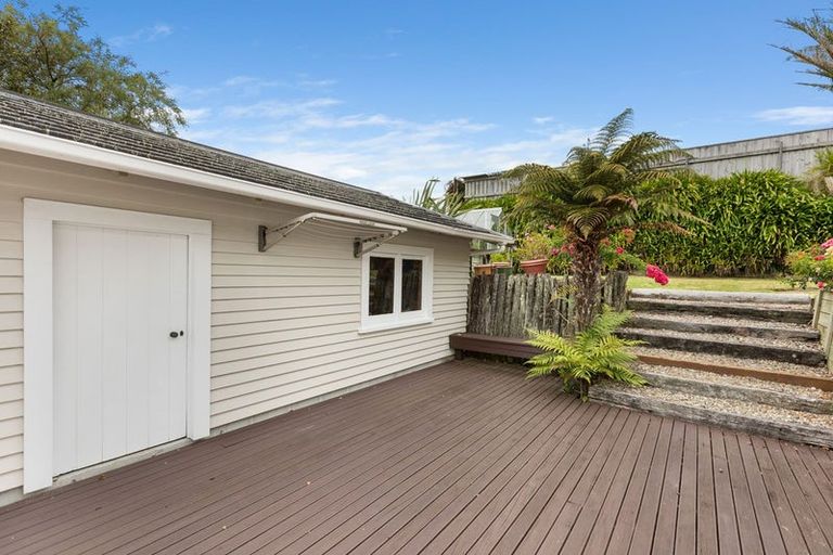 Photo of property in 183 Tukapa Street, Westown, New Plymouth, 4310