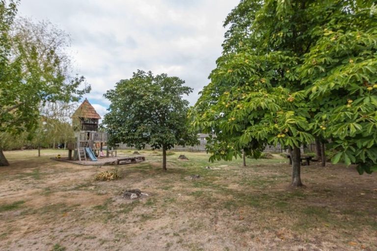 Photo of property in 10 Miller Street, Otane, 4202