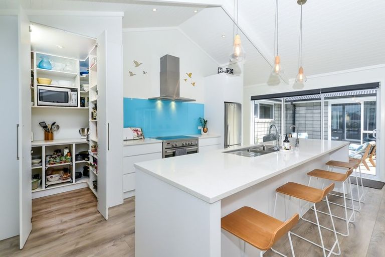Photo of property in 61 Jarrett Terrace, Leamington, Cambridge, 3432