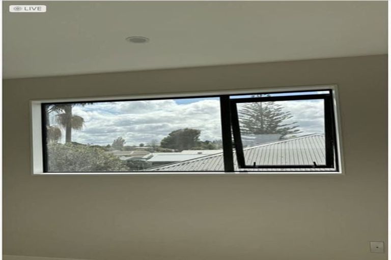 Photo of property in 4/88 Gloria Avenue, Te Atatu Peninsula, Auckland, 0610