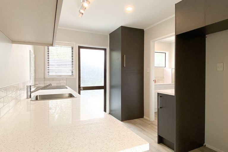 Photo of property in 21/85 Edmonton Road, Henderson, Auckland, 0612