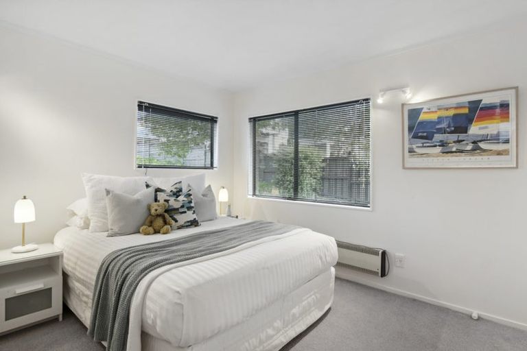 Photo of property in 2/38 Penzance Road, Mairangi Bay, Auckland, 0630