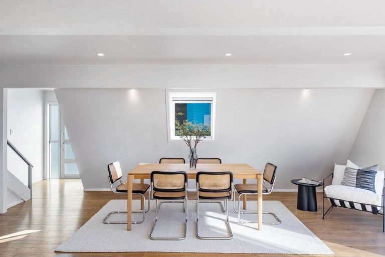 Photo of property in 6 Fitzroy Road, Bluff Hill, Napier, 4110