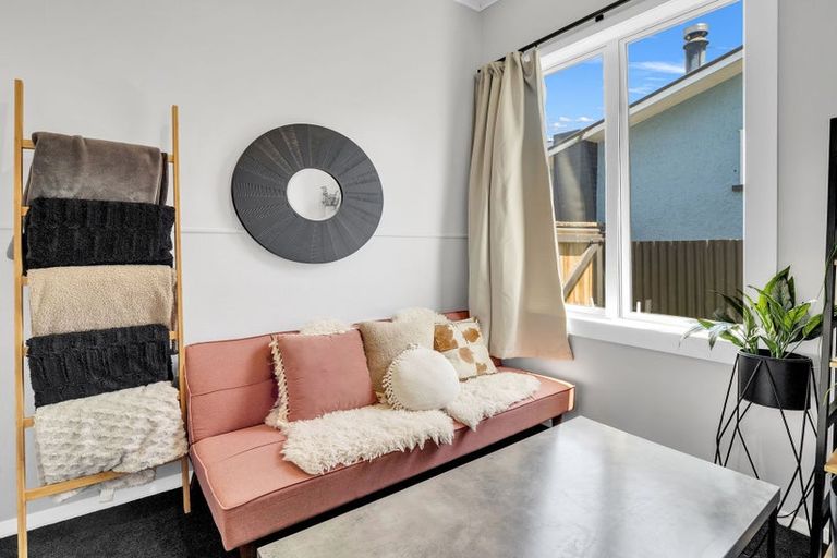 Photo of property in 14 Lowther Street, Whanganui, 4500