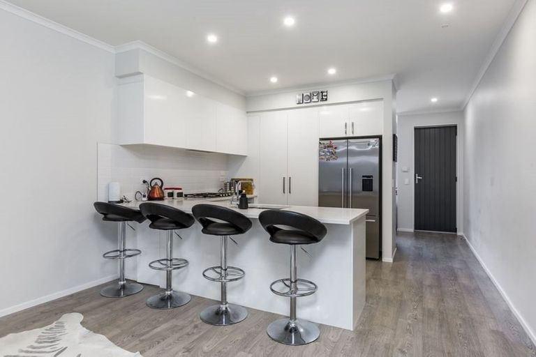 Photo of property in 4 Station Street, Hobsonville, Auckland, 0616