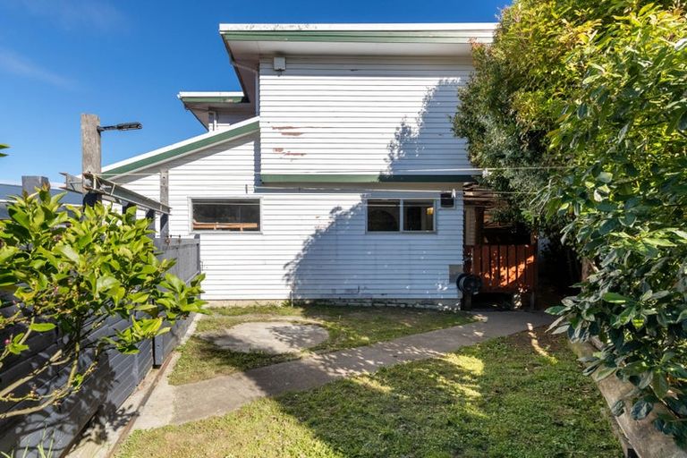 Photo of property in 1/30 Stokes Valley Road, Stokes Valley, Lower Hutt, 5019