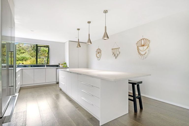 Photo of property in 1/62 Stapleford Crescent, Browns Bay, Auckland, 0630