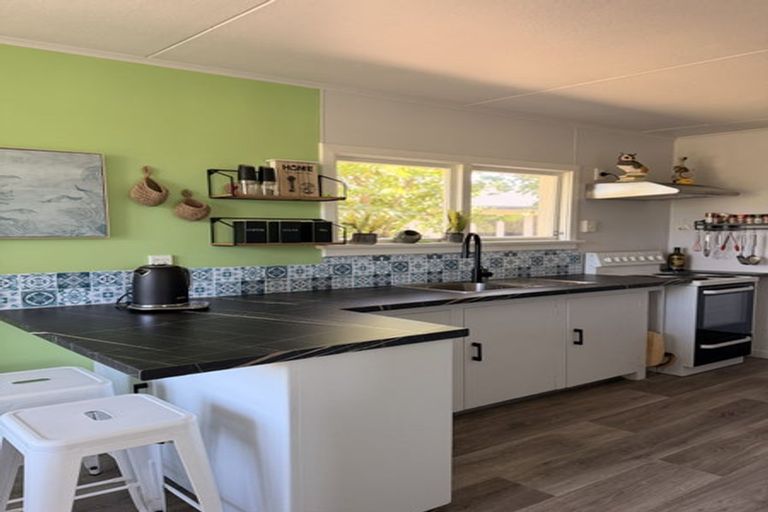 Photo of property in 25 Cumnock Street, Wallacetown, 9816