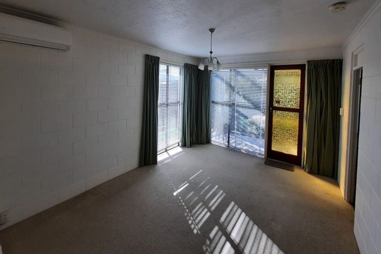 Photo of property in 122 Effingham Street, North New Brighton, Christchurch, 8083