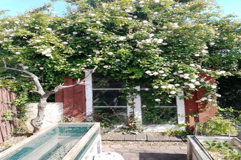 Photo of property in 176 Centaurus Road, Saint Martins, Christchurch, 8022