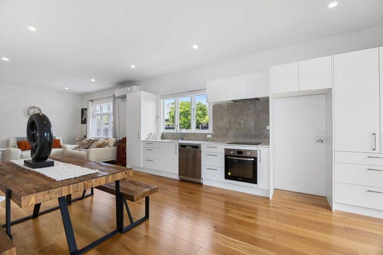 Photo of property in 55 Chrystal Street, Richmond, Christchurch, 8013