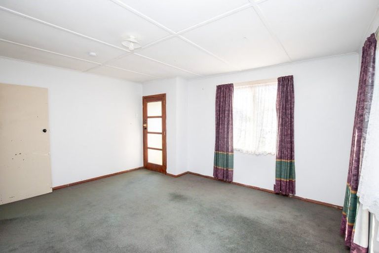 Photo of property in 11 Hayward Road, Ngatea, 3503