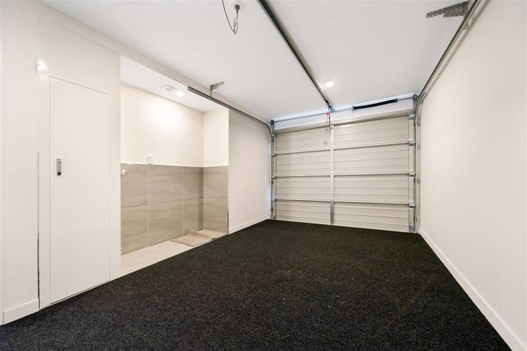 Photo of property in 11e Reid Road, New Lynn, Auckland, 0600