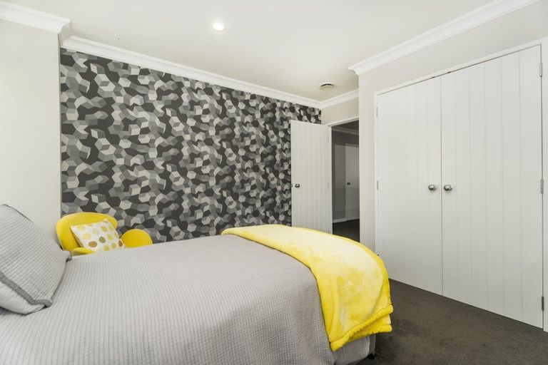 Photo of property in 13 Mauldeth Terrace, Churton Park, Wellington, 6037