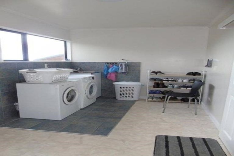 Photo of property in 26 Ramphal Terrace, Khandallah, Wellington, 6035