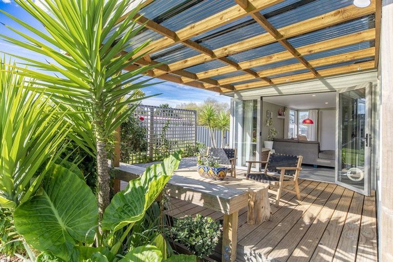 Photo of property in 34 Watts Street, Waipawa, 4210