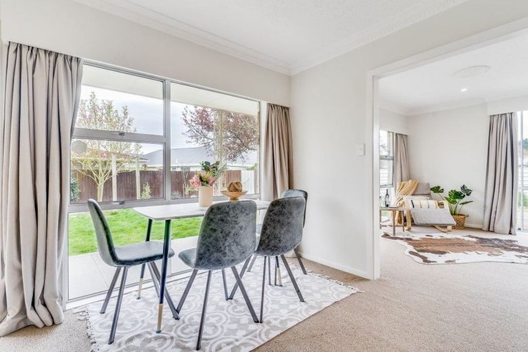 Photo of property in 48 Kent Lodge Avenue, Avonhead, Christchurch, 8042